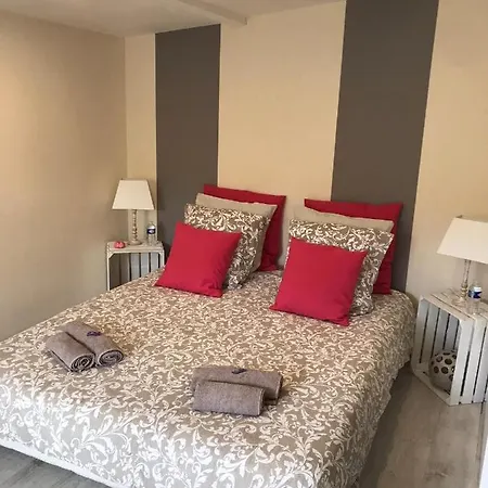 Severine D'hotes Nocleg ze śniadaniem 3*