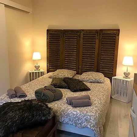 Severine D'hotes Nocleg ze śniadaniem 3*